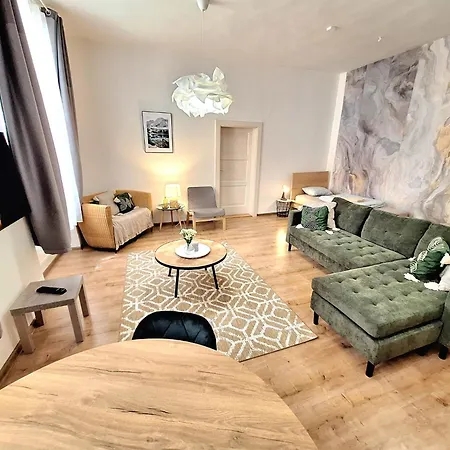 Emma - Old Town Apartman